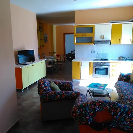 شقة Penthouse Max